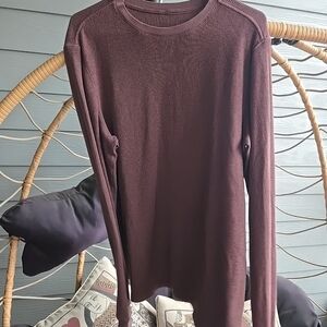 Vuori Waffle Crew Neck Long Sleeved Shirt Size Medium  Purplish Brown